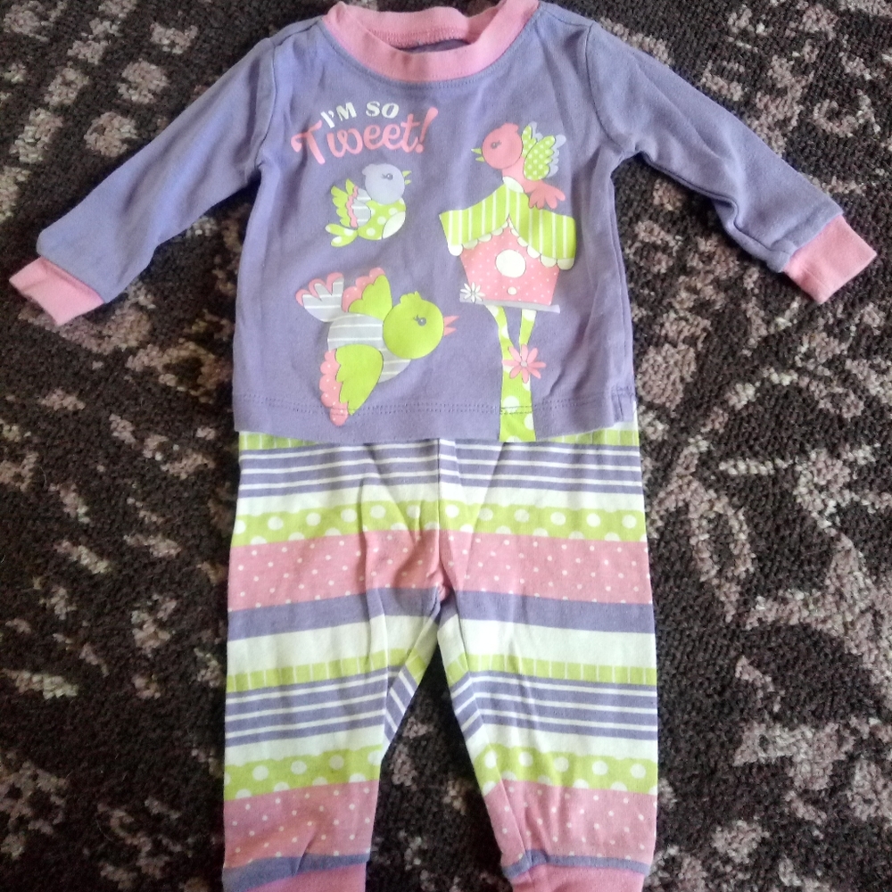 Girls 2 piece pajama set